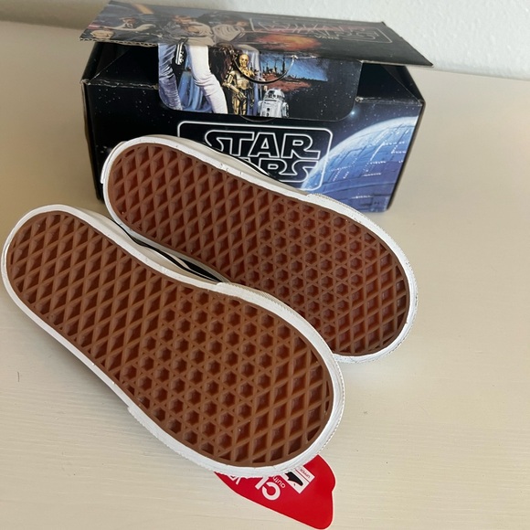 Star Wars Vans - Toddler size 6 - Darth Vader - Classic slip on - new with tags - Picture 5 of 7